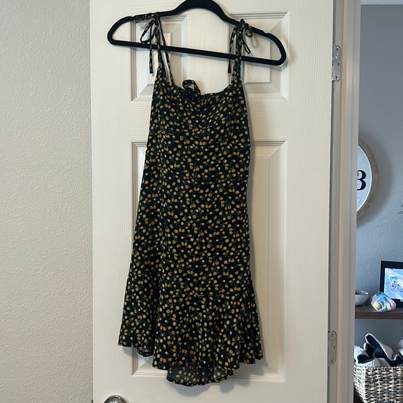 wild fable Dresses & Skirts - Wild Fable Lemon Dress